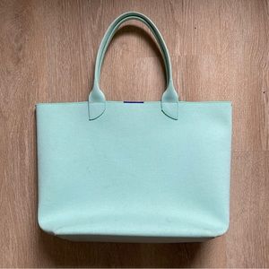 Rothy’s Lightweight Tote in Fresh Mint